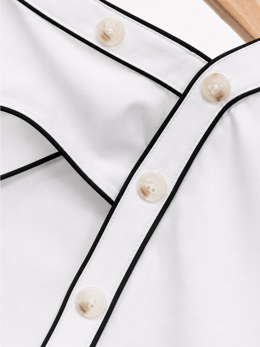 Self-Portrait White Button-Down Ruffle Shirt with Black Trim - Picture 3 of 10